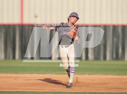 Thumbnail 2 in North Webster vs Brusly (LHSAA 3A Bi-District Playoff) photogallery.