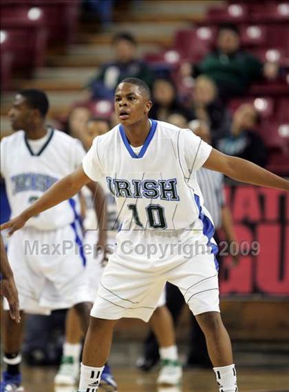 Thumbnail 1 in Sacramento vs. Sacred Heart Cathedral (CIF NorCal D3 Final) photogallery.
