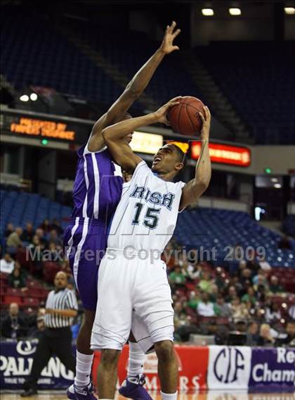 Thumbnail 3 in Sacramento vs. Sacred Heart Cathedral (CIF NorCal D3 Final) photogallery.