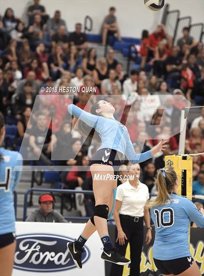 Thumbnail 3 in Mater Dei vs. Marymount (CIF-SS D1 Final) photogallery.