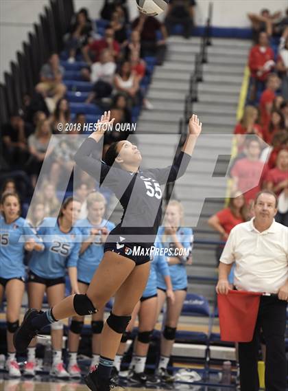 Thumbnail 1 in Mater Dei vs. Marymount (CIF-SS D1 Final) photogallery.