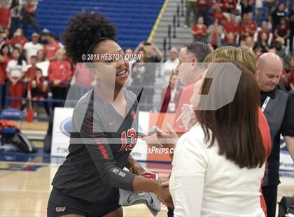 Thumbnail 3 in Mater Dei vs. Marymount (CIF-SS D1 Final) photogallery.