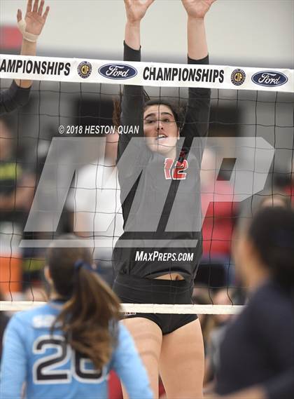 Thumbnail 3 in Mater Dei vs. Marymount (CIF-SS D1 Final) photogallery.