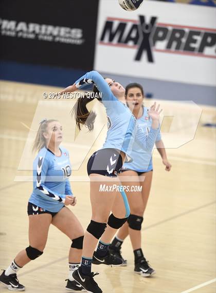 Thumbnail 2 in Mater Dei vs. Marymount (CIF-SS D1 Final) photogallery.