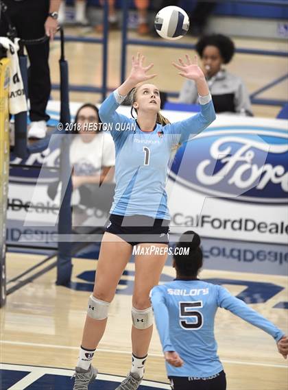 Thumbnail 3 in Mater Dei vs. Marymount (CIF-SS D1 Final) photogallery.
