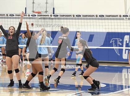 Thumbnail 2 in Mater Dei vs. Marymount (CIF-SS D1 Final) photogallery.