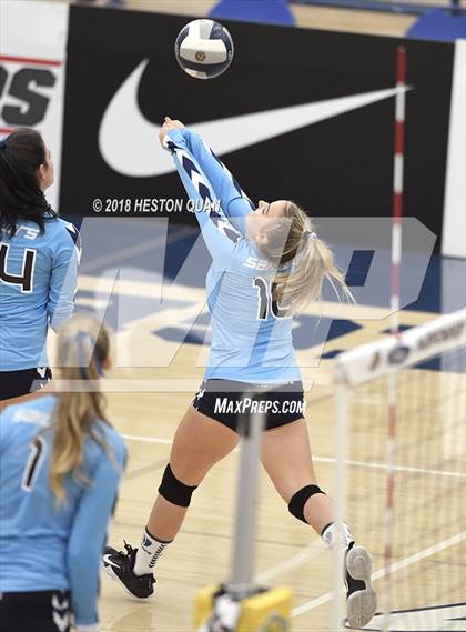 Thumbnail 3 in Mater Dei vs. Marymount (CIF-SS D1 Final) photogallery.