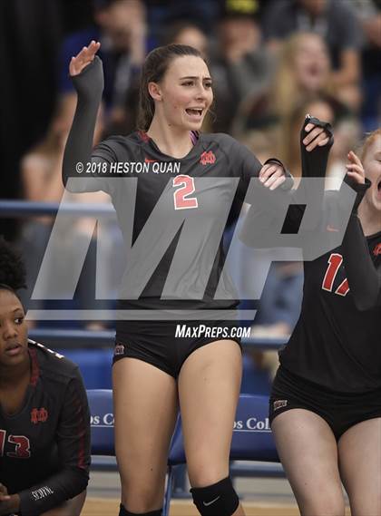 Thumbnail 2 in Mater Dei vs. Marymount (CIF-SS D1 Final) photogallery.