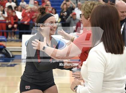 Thumbnail 3 in Mater Dei vs. Marymount (CIF-SS D1 Final) photogallery.
