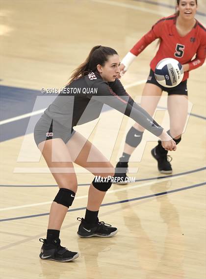 Thumbnail 1 in Mater Dei vs. Marymount (CIF-SS D1 Final) photogallery.