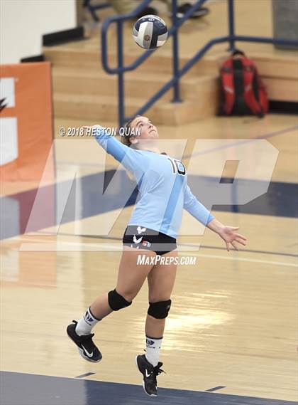 Thumbnail 3 in Mater Dei vs. Marymount (CIF-SS D1 Final) photogallery.