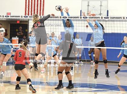 Thumbnail 3 in Mater Dei vs. Marymount (CIF-SS D1 Final) photogallery.