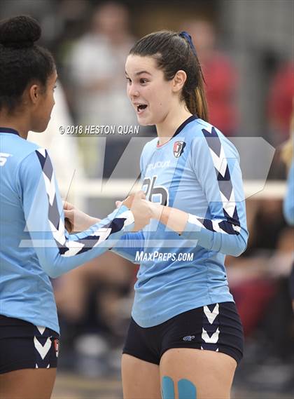 Thumbnail 3 in Mater Dei vs. Marymount (CIF-SS D1 Final) photogallery.