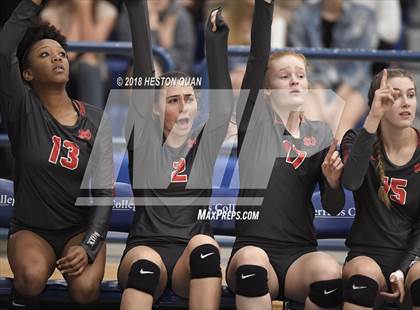 Thumbnail 3 in Mater Dei vs. Marymount (CIF-SS D1 Final) photogallery.