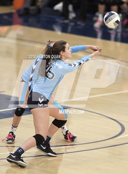 Thumbnail 3 in Mater Dei vs. Marymount (CIF-SS D1 Final) photogallery.