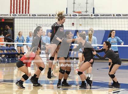 Thumbnail 1 in Mater Dei vs. Marymount (CIF-SS D1 Final) photogallery.