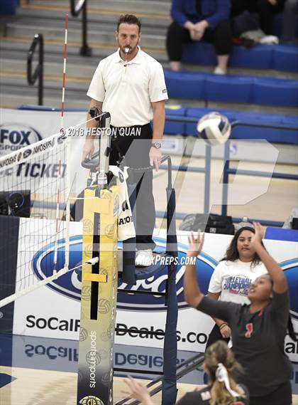 Thumbnail 1 in Mater Dei vs. Marymount (CIF-SS D1 Final) photogallery.