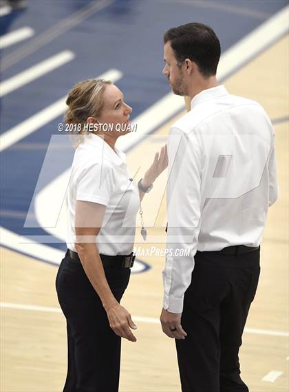 Thumbnail 3 in Mater Dei vs. Marymount (CIF-SS D1 Final) photogallery.