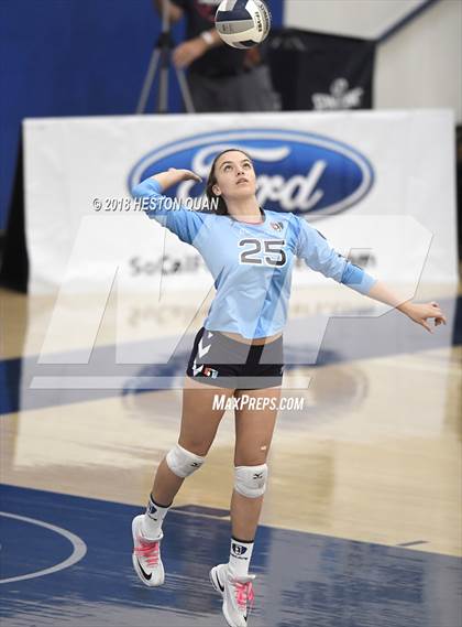 Thumbnail 3 in Mater Dei vs. Marymount (CIF-SS D1 Final) photogallery.