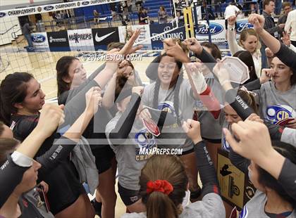 Thumbnail 2 in Mater Dei vs. Marymount (CIF-SS D1 Final) photogallery.