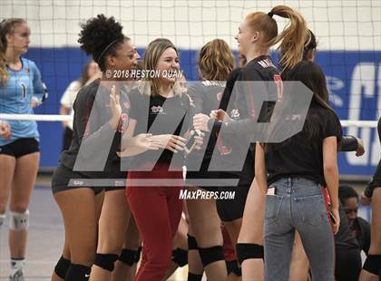 Thumbnail 1 in Mater Dei vs. Marymount (CIF-SS D1 Final) photogallery.