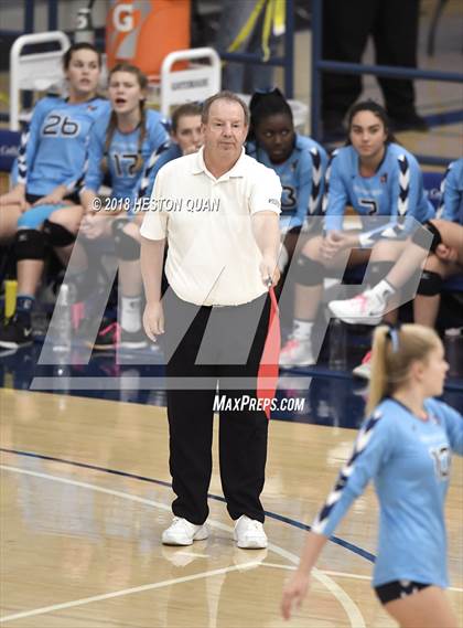 Thumbnail 2 in Mater Dei vs. Marymount (CIF-SS D1 Final) photogallery.