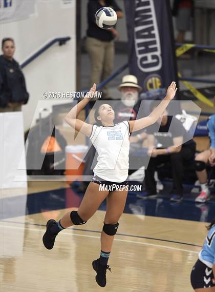 Thumbnail 1 in Mater Dei vs. Marymount (CIF-SS D1 Final) photogallery.