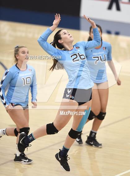 Thumbnail 1 in Mater Dei vs. Marymount (CIF-SS D1 Final) photogallery.