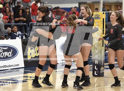 Thumbnail 3 in Mater Dei vs. Marymount (CIF-SS D1 Final) photogallery.