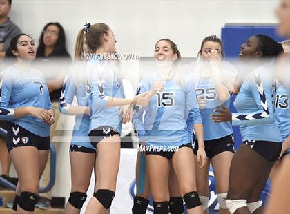 Thumbnail 3 in Mater Dei vs. Marymount (CIF-SS D1 Final) photogallery.