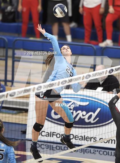 Thumbnail 3 in Mater Dei vs. Marymount (CIF-SS D1 Final) photogallery.
