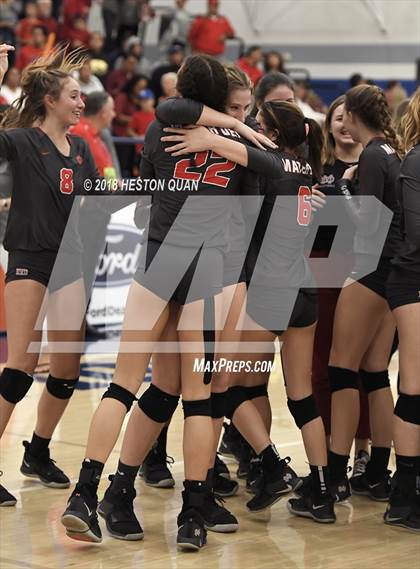 Thumbnail 3 in Mater Dei vs. Marymount (CIF-SS D1 Final) photogallery.