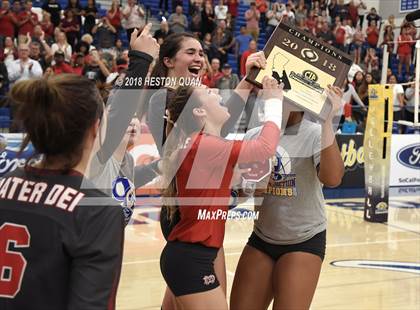 Thumbnail 2 in Mater Dei vs. Marymount (CIF-SS D1 Final) photogallery.