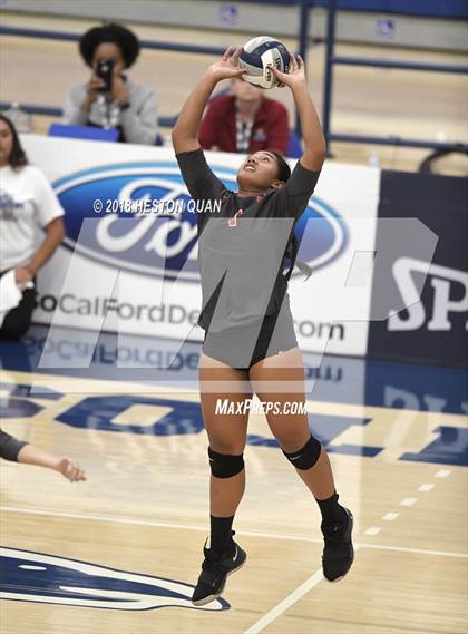 Thumbnail 1 in Mater Dei vs. Marymount (CIF-SS D1 Final) photogallery.