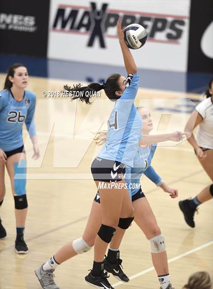 Thumbnail 2 in Mater Dei vs. Marymount (CIF-SS D1 Final) photogallery.
