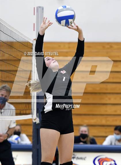 Thumbnail 3 in Antelope @ Inderkum photogallery.