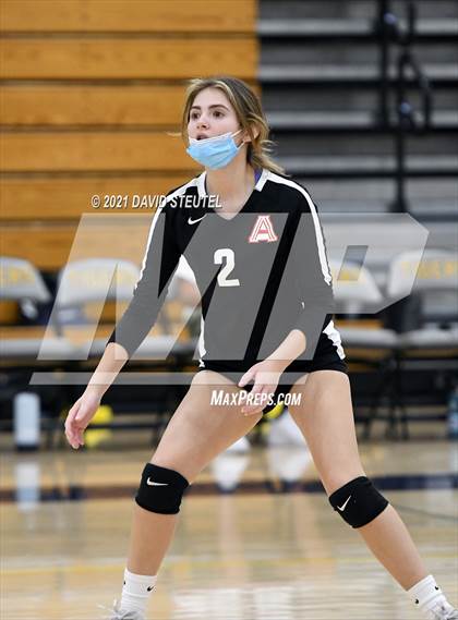 Thumbnail 2 in Antelope @ Inderkum photogallery.