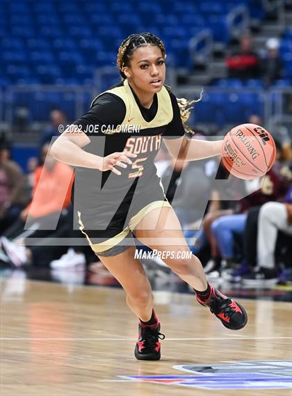 Thumbnail 3 in Summer Creek vs South Grand Prairie (UIL 6A State Semifinal) photogallery.