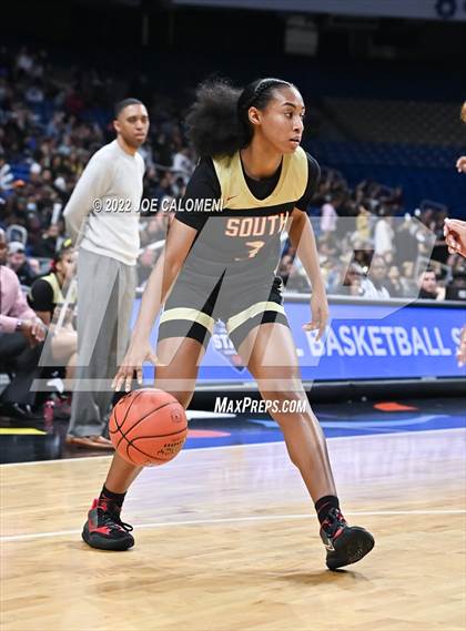 Thumbnail 3 in Summer Creek vs South Grand Prairie (UIL 6A State Semifinal) photogallery.