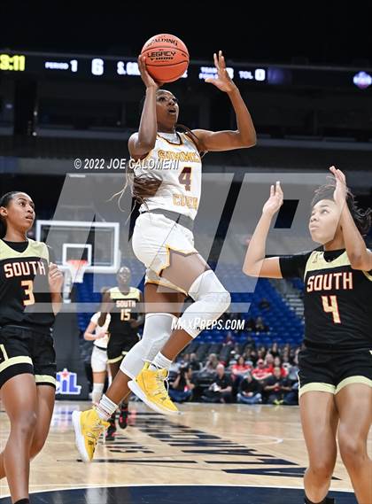 Thumbnail 2 in Summer Creek vs South Grand Prairie (UIL 6A State Semifinal) photogallery.