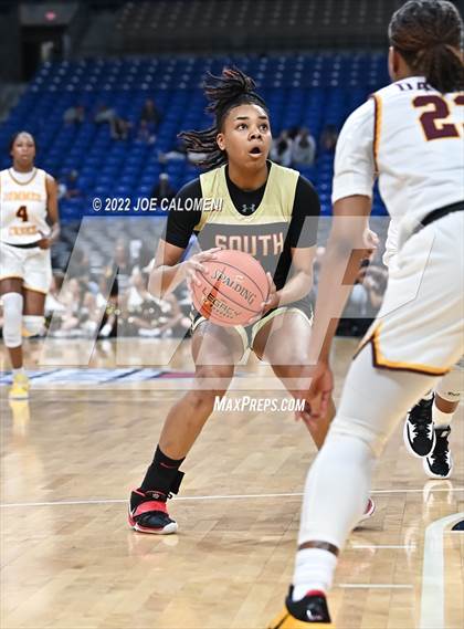 Thumbnail 2 in Summer Creek vs South Grand Prairie (UIL 6A State Semifinal) photogallery.