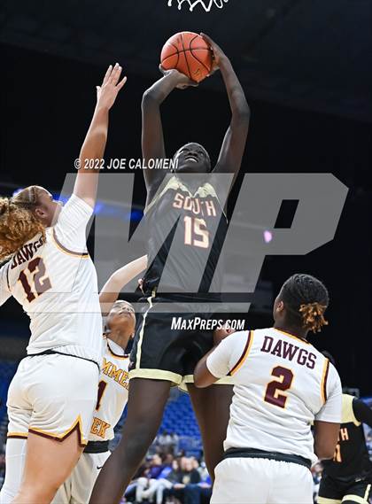 Thumbnail 2 in Summer Creek vs South Grand Prairie (UIL 6A State Semifinal) photogallery.