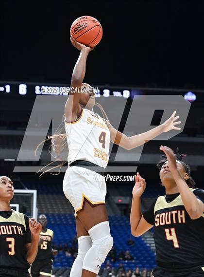 Thumbnail 1 in Summer Creek vs South Grand Prairie (UIL 6A State Semifinal) photogallery.