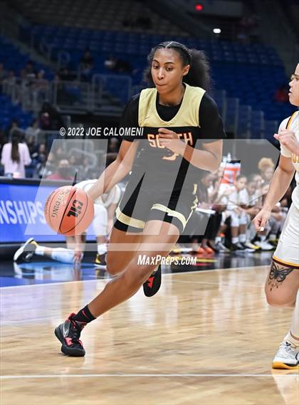 Thumbnail 2 in Summer Creek vs South Grand Prairie (UIL 6A State Semifinal) photogallery.