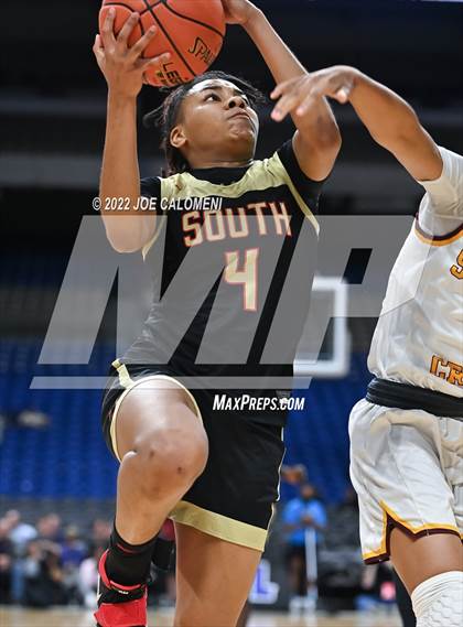 Thumbnail 2 in Summer Creek vs South Grand Prairie (UIL 6A State Semifinal) photogallery.
