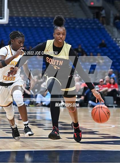 Thumbnail 1 in Summer Creek vs South Grand Prairie (UIL 6A State Semifinal) photogallery.