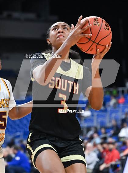 Thumbnail 1 in Summer Creek vs South Grand Prairie (UIL 6A State Semifinal) photogallery.
