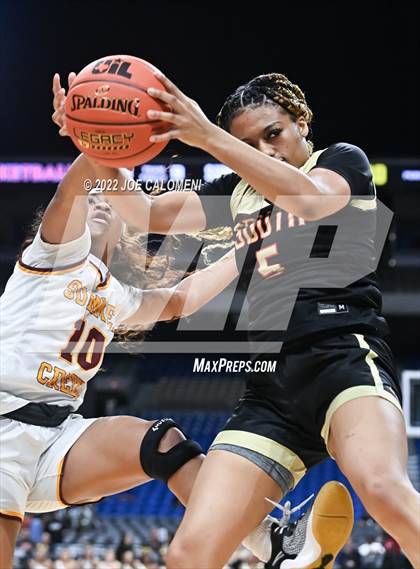 Thumbnail 1 in Summer Creek vs South Grand Prairie (UIL 6A State Semifinal) photogallery.