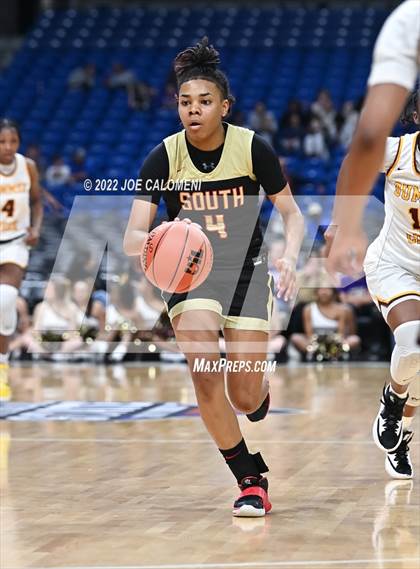 Thumbnail 2 in Summer Creek vs South Grand Prairie (UIL 6A State Semifinal) photogallery.