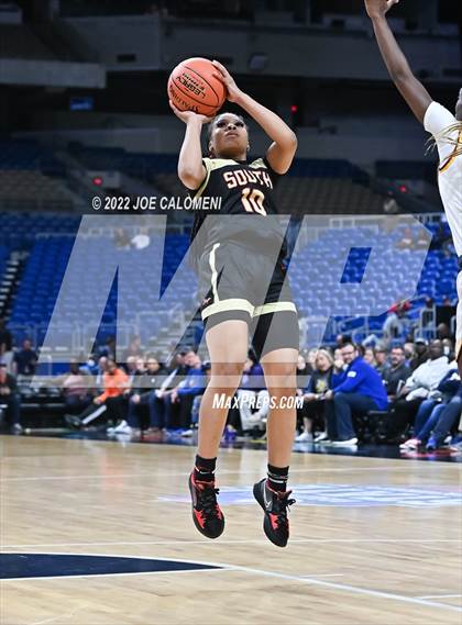 Thumbnail 1 in Summer Creek vs South Grand Prairie (UIL 6A State Semifinal) photogallery.